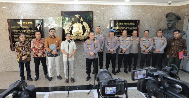 Kapolri dan Menhut Siapkan MoU Untuk Penegakkan Hukum Bisnis Illegal Terkait Kehutanan dan Karhutla