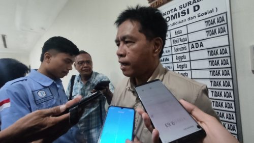 Rapat DPRD Kota Surabaya Membahas RPPLH