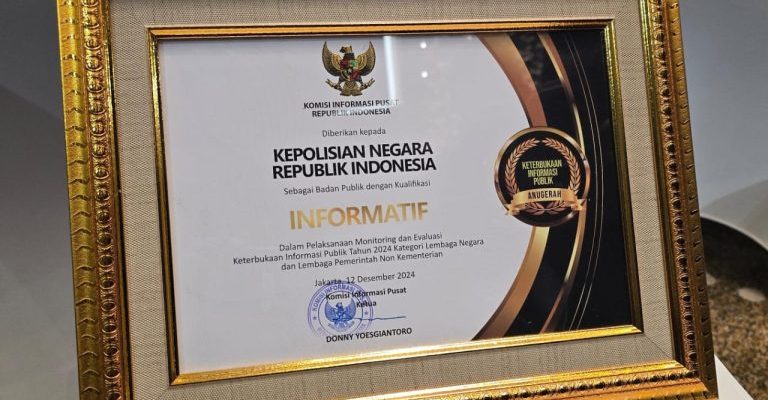 Polri Raih Predikat Informatif Dalam Penganugerahan Keterbukaan Informasi Publik 2024