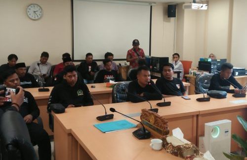 Ormas AMI datangi DPRD Kota Surabaya, Desak lawan Pengusaha Penggelapan Pajak