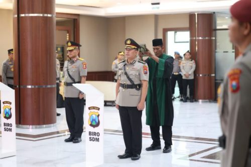 Kapolda Jatim Pimpin Upacara Serah Terima Jabatan Irwasda