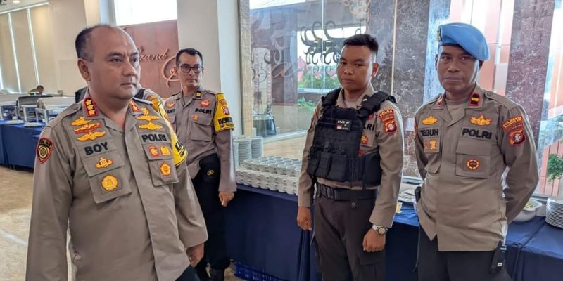 Tinjau Tugas Pam Rapat Pleno KPU, Kapolresta Palangka Raya Ingatkan Personel Jaga Netralitas