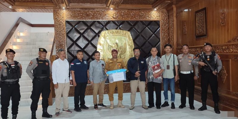 Polres Pekalongan Kawal Pengiriman Rekapitulasi Penetapan Hasil Pilkada Serentak Tahun 2024 ke KPU Provinsi Jawa Tengah