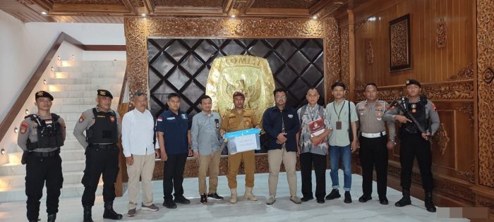 Polres Pekalongan Kawal Pengiriman Rekapitulasi Penetapan Hasil Pilkada Serentak Tahun 2024 ke KPU Provinsi Jawa Tengah