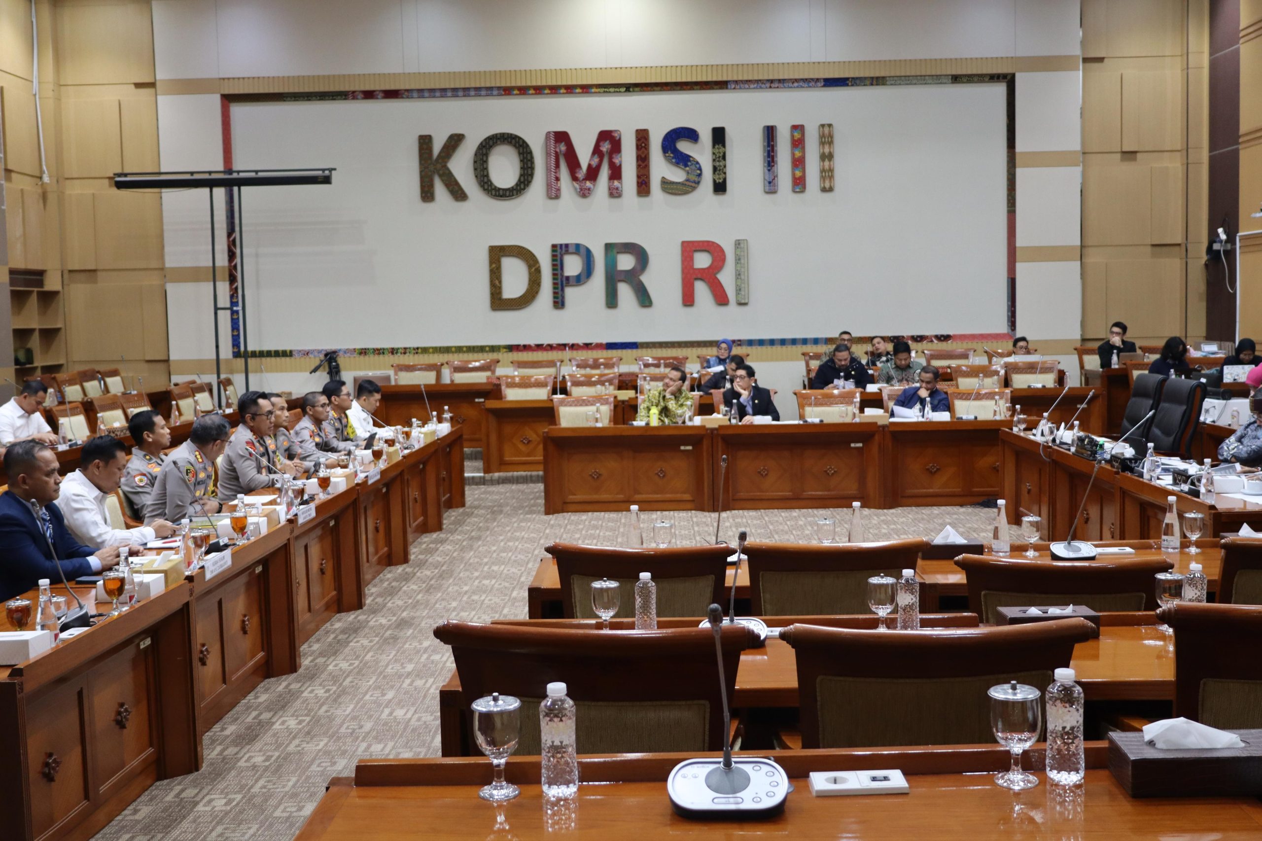 Komisi III DPR RI Apresiasi Polda Kalteng PTDH Brigadir AKS