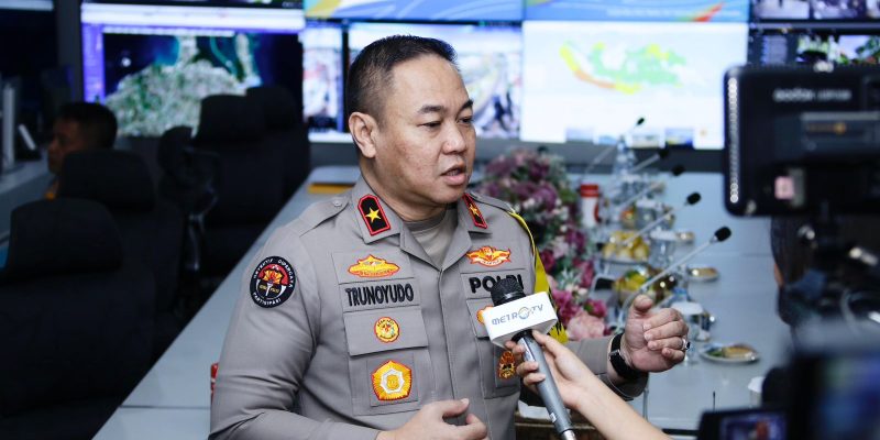 Update Lalu Lintas : Polri Terapkan Contraflow Tol Jakarta-Cikampek lancar