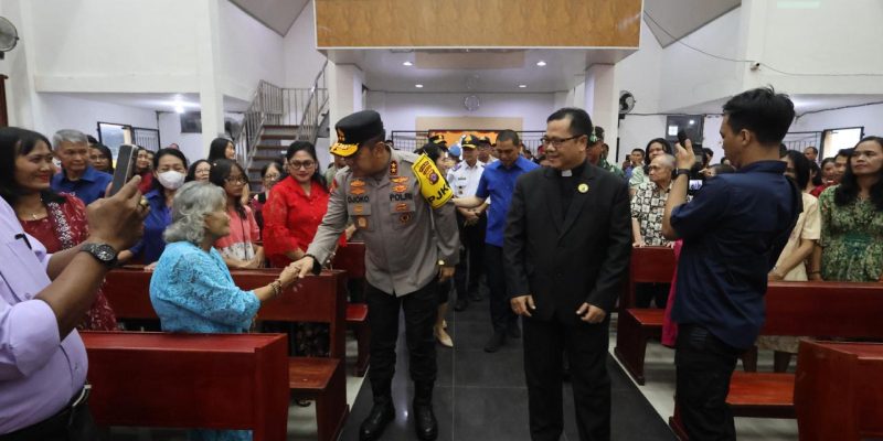 Kapolda Kalteng Bersama Forkopimda Sambangi Gereja di Kota Palangka Raya