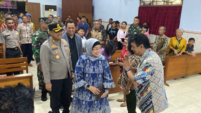 TNI-Polri Perketat Pengamanan 24 Gereja di Batang Selama Perayaan Natal