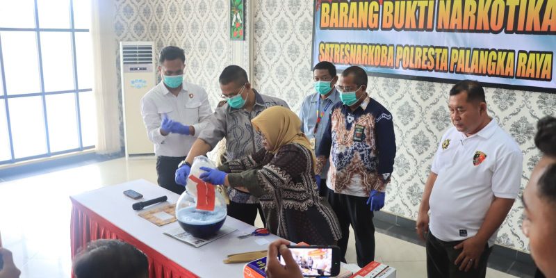 Jelang Akhir Tahun, Polresta Palangka Raya Musnahkan Sabu Hampir 1 Kilogram
