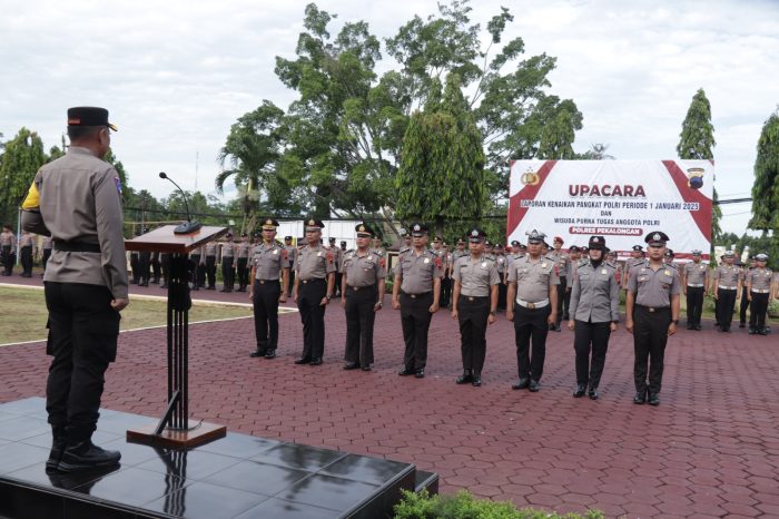 Kapolres Pekalongan Pimpin Upacara Kenaikan Pangkat Periode 1 Januari 2025
