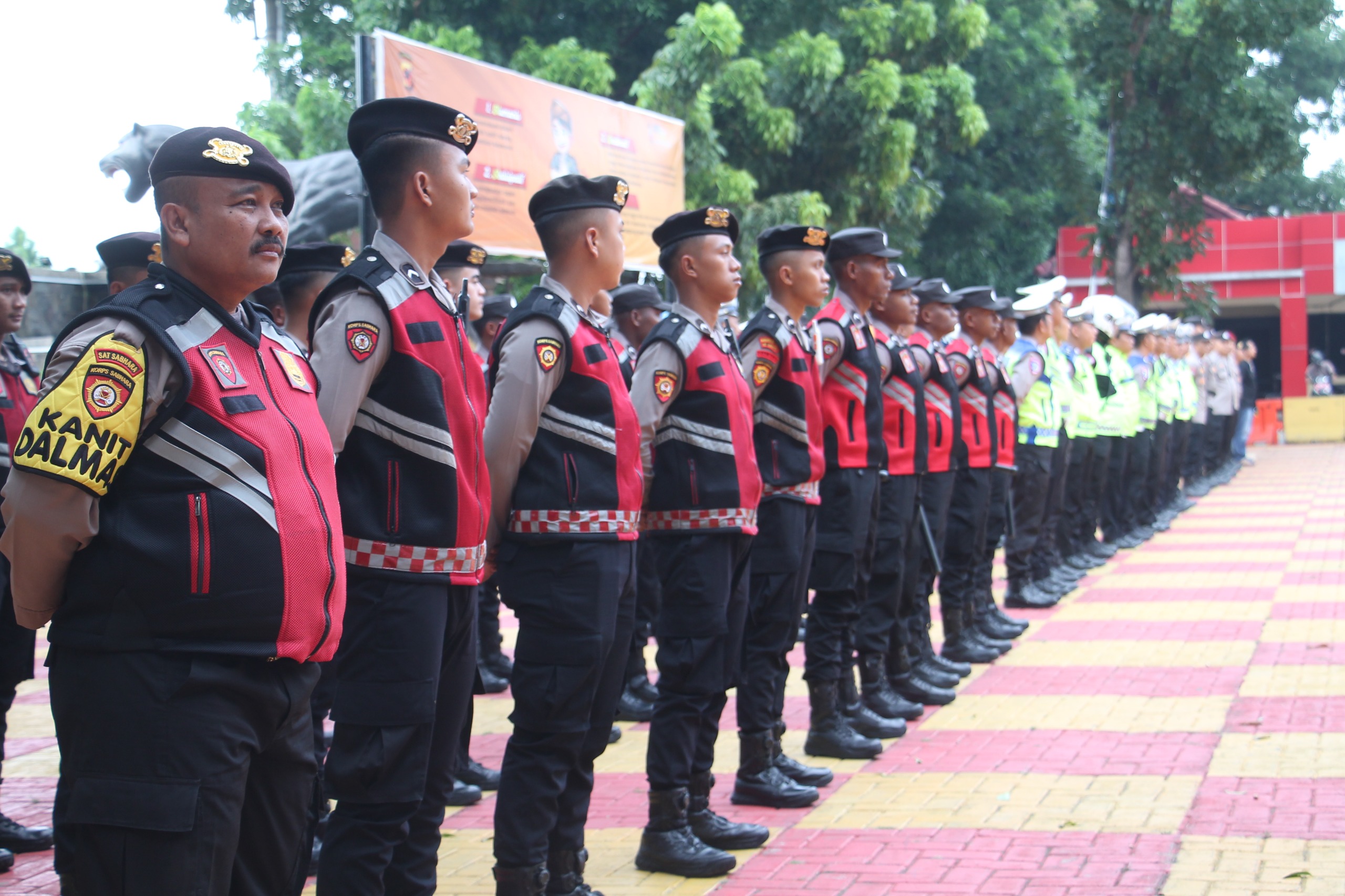 Polres Purwakarta Gelar Apel Pasukan Pastikan Perayaan Aman Di Malam Tahun Baru 2025