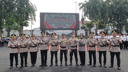 Pergantian Jabatan Polrestabes Surabaya: Harapan Baru dan Apresiasi Kinerja Lama