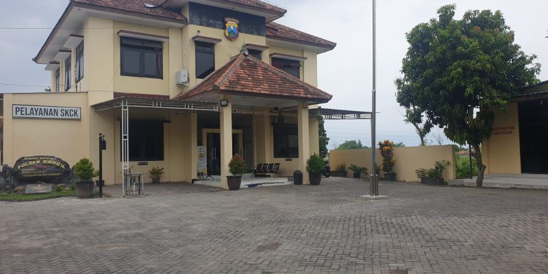 Grebek Rumah Kontrakan, Polsek Bangil Amankan Empat Pelaku Penyalahgunaan Sabu