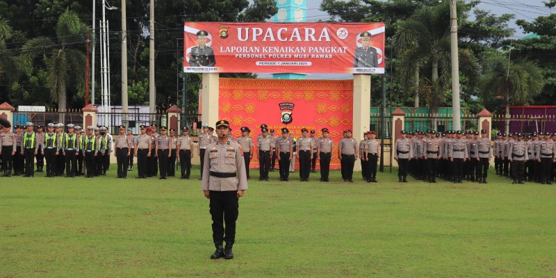 Dipimpin Kapolres Musi Rawas, Kabag Ops, Kasat Binmas, Kasiwas, Dua Kapolsek Beserta 39 Personel Naik Pangkat