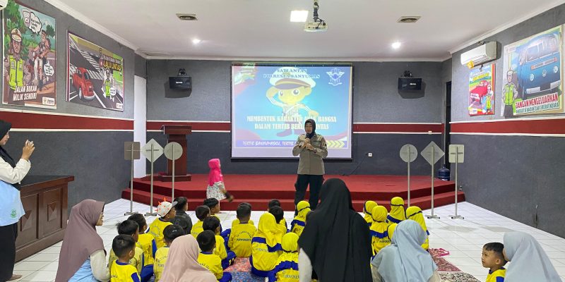 PSA, Sat Binmas Polresta Banyumas Kenalkan Profil Dan Tugas Polri