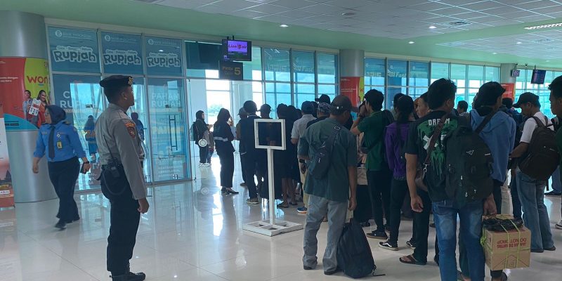 Akhir Pekan, Satpamobvit Polresta Palangka Raya Tingkatkan Pengamanan di Bandara Tjilik Riwut 