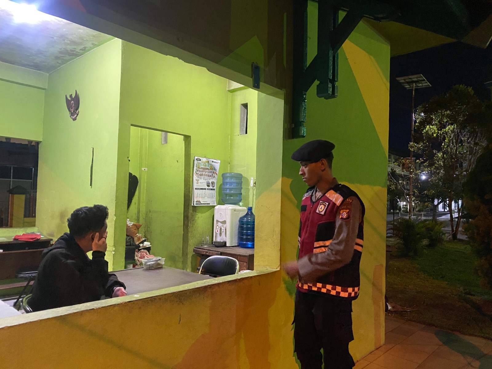 Ke Pos Jaga UMP, Personel Satsamapta Polresta Palangka Raya Gelar Patroli Dialogis