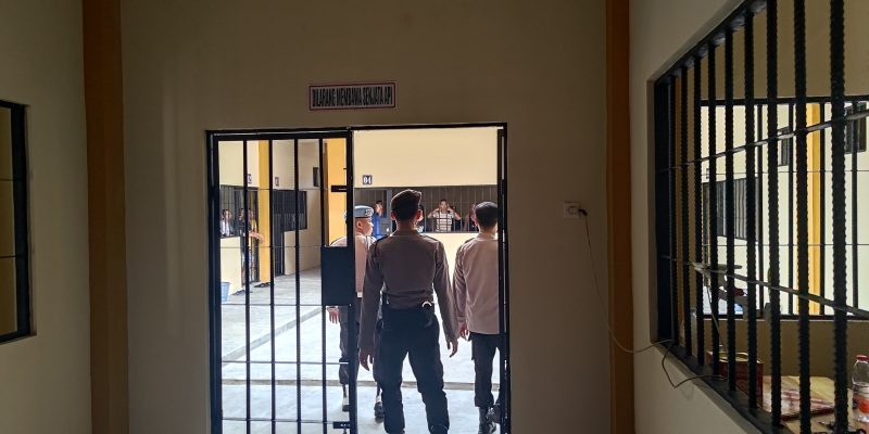 Sattahti dan Piket Fungsi Polresta Palangka Raya Lakukan Pengecekan Rutin Ruang Tahanan 