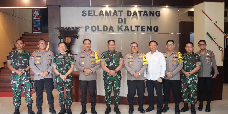 Perkuat Sinergitas TNI-Polri, Wakapolda Kalteng Sambut Kunjungan Silaturahmi Danrem di Mapolda