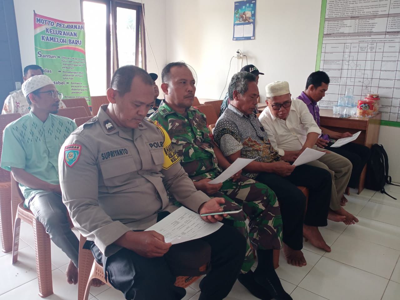 Polsek Sabangau Hadiri Musrenbang di Kelurahan Kameloh Baru