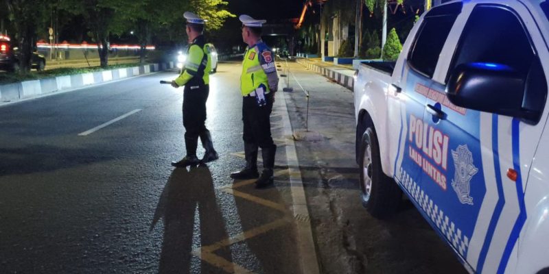 Anggota Satlantas Polresta Palangka Raya Pantau Arus Lalin Cegah Aksi Kejahatan