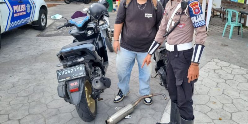 Personel Satlantas Polresta Palangka Raya Edukasi dan Tertibkan Pengguna Knalpot Brong