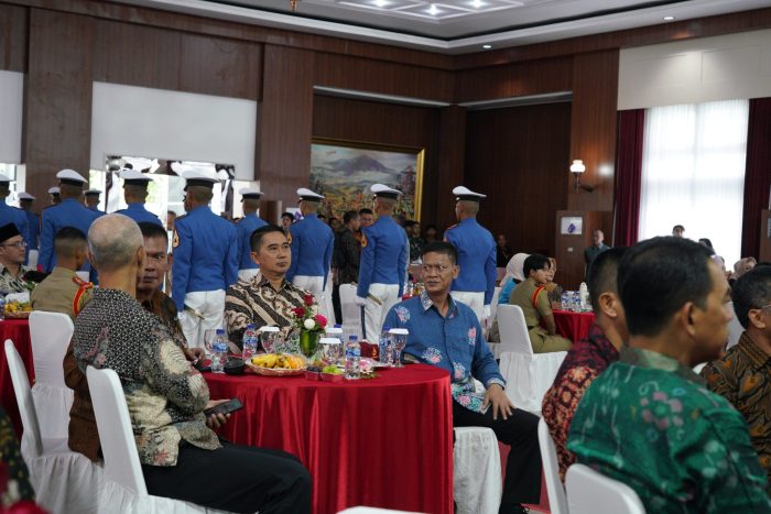 Kasrem 072/Pamungkas Hadiri Lepas Sambut Gubernur Akademi Militer