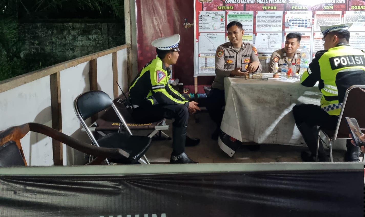 Satlantas Polresta Palangka Raya Pantau Keamanan di Area Kantor KPU