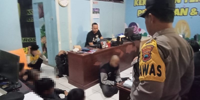 Patroli Ton Raimas Satsamapta Polres Purbalingga Ringkus 8 Remaja Bersenjata Tajam