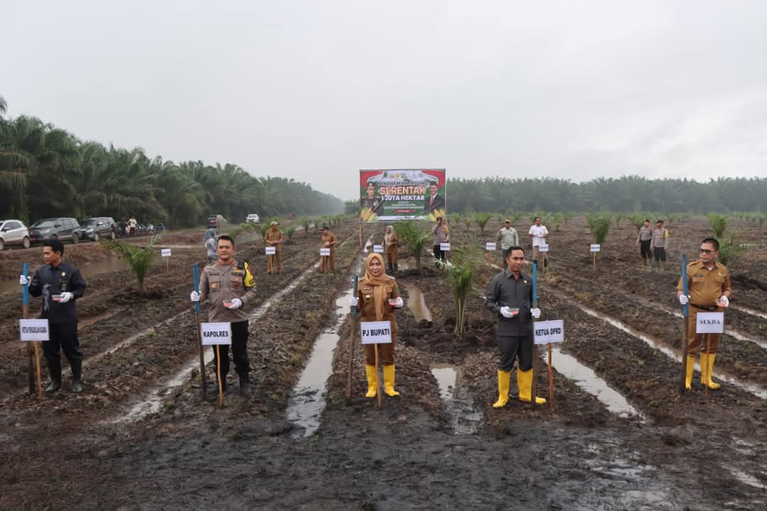 Dukung Ketahanan Pangan Nasional, Polres Pulang Pisau Tanam Jagung Serentak 1 Juta Hekta