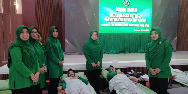 Persit KCK Koorcab Rem 071 Baksos Donor Darah HUT Ke-79 Persit KCK