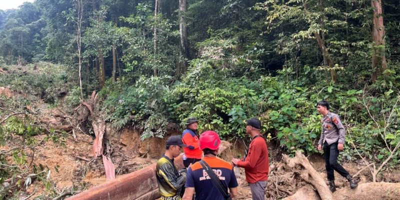 Tantangan Evakuasi Korban Longsor di Damang Batu : Polsek Kahayan Hulu Utara Berjuang Keras di Medan Berat