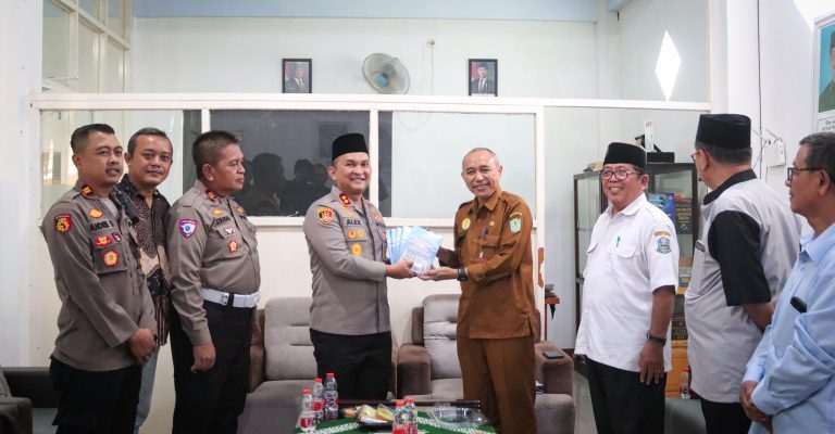 Jalin Kebersamaan, Kapolres Lumajang Silaturahmi dengan Tokoh Muhammadiyah