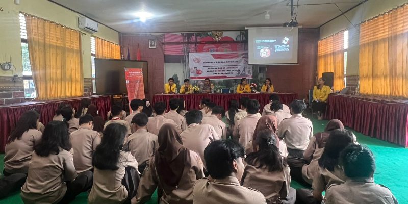 Satbinmas Sosialisasi Cegah Kenakalan Remaja di SMAN 3 Kota Palangka Raya