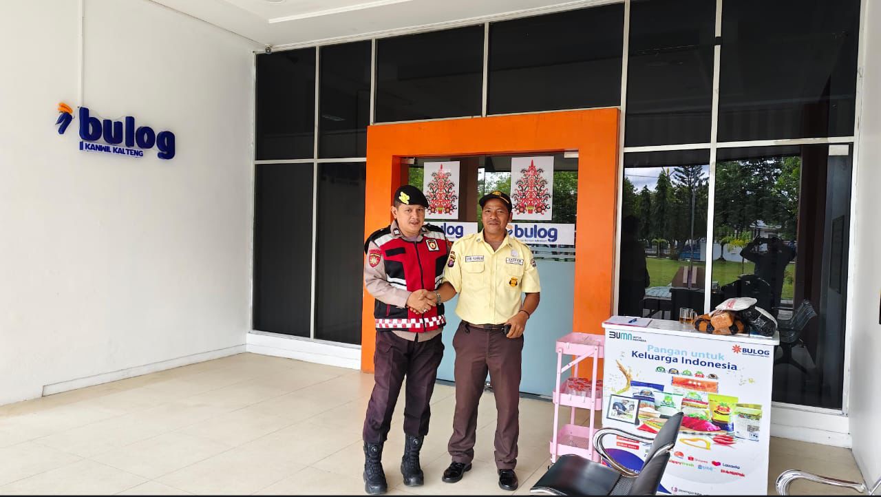 Patroli Dialogis Satsamapta Polresta Palangka Raya di Kantor Perum Bulog Kanwil Kalteng