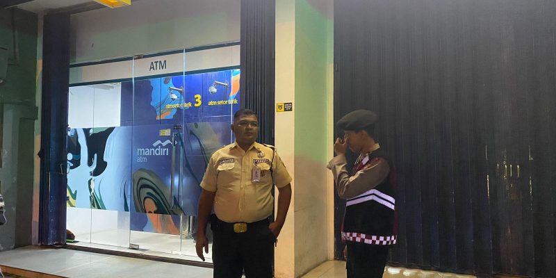 Satsamapta Polresta Palangka Raya Gelar Patroli Dialogis di Bank Mandiri