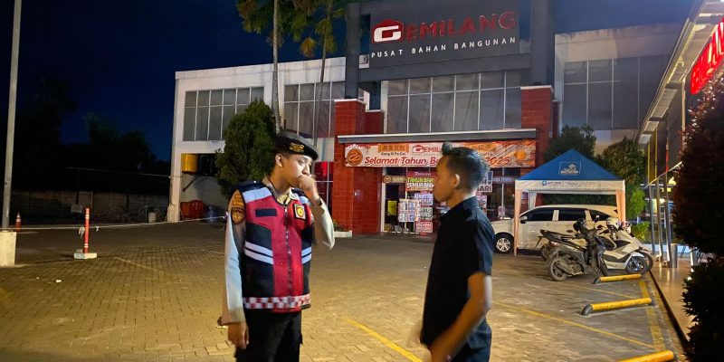 Satsamapta Polresta Palangka Raya Laksanakan Sambang ke Toko Bangunan