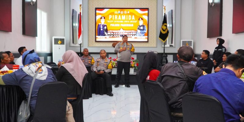 Ngopi Bareng Kapolres Pasuruan Dengan Awak Media