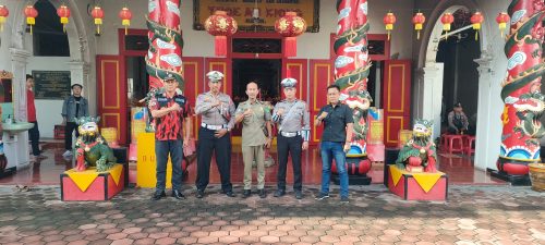 Pastikan Keamanan Imlek, Polres Pasuruan Sterilisasi Tempat Ibadah