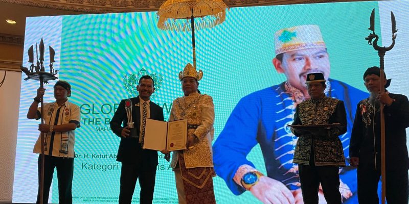 Maharaja Mulawarman Menobatkan Ketut Abid Halimi sebagai Motivator Paling Berpengaruh Di Asia
