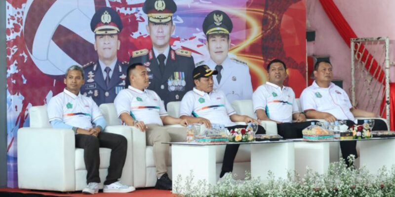 PBVSI Jatim Cari Bibit Atlet Terbaik, Forkopimda Sidoarjo Buka Kejurprov Bola Voli U-15 di GOR Delta