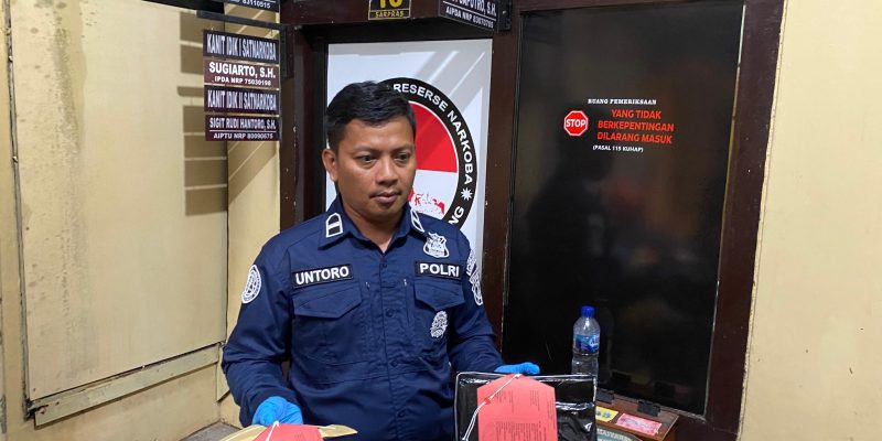 Polres Lumajang Tangkap Lima Tersangka Terkait Peredaran Ganja, Sita 1 Kilogram Narkoba