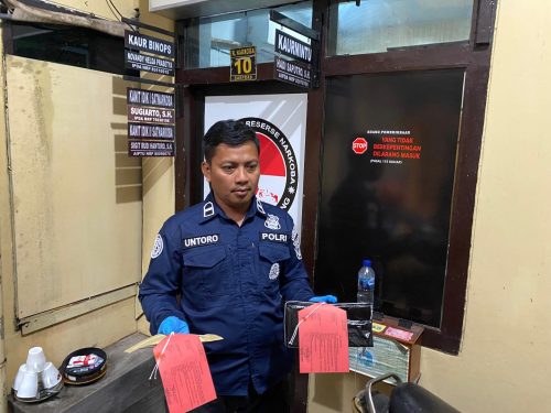 Polres Lumajang Tangkap Lima Tersangka Terkait Peredaran Ganja, Sita 1 Kilogram Narkoba