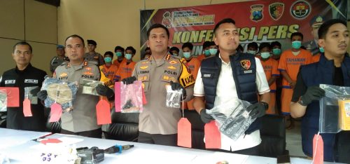 Satreskrim Polresta Sidoarjo Berhasil Ungkap Kasus Curanmor 19 Pelaku 15 Sepeda Motor dan Bukti Kriminal Lainnya di Amankan
