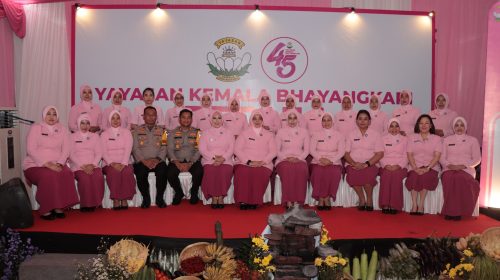 Dukung Gizi Anak, Ketua PYKB Daerah Jatim Berbagi di TK Kemala Bhayangkari