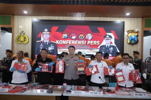 Satresnarkoba Polres Lamongan Polda Jatim Berhasil Ungkap 29 Kasus Narkoba, 39 Tersangka Diamankan