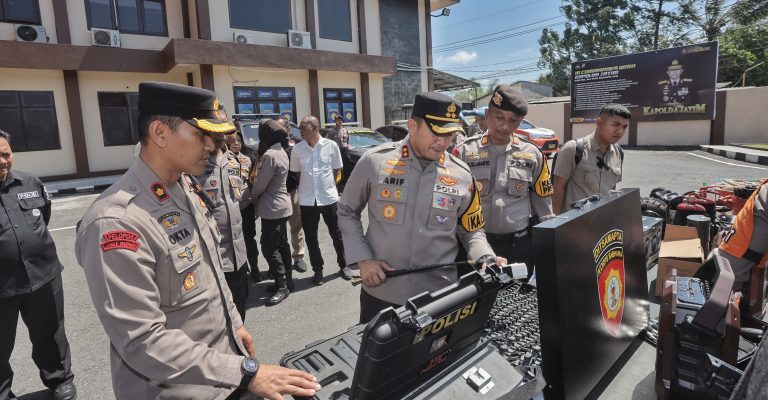 Kapolres Blitar Laksanakan Cek Sarpras Sat Samapta Guna Menjaga Harkamtibmas