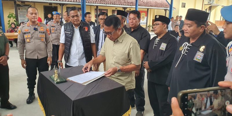 Kapolres Gandeng 4 Tokoh Perguruan Silat, Teken Surat Kesepakatan Bersama