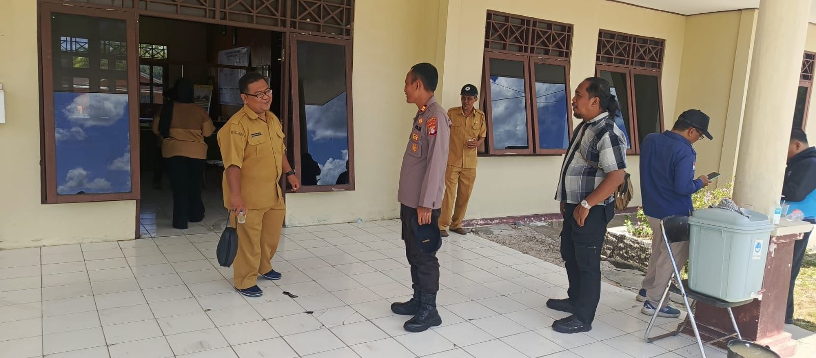 Bersama Warga Mungku Baru, Kapolsek Rakumpit Siap Jaga Stabilitas Kamtibmas