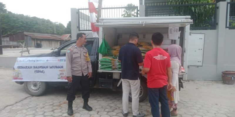 Polsek Pahandut Amankan Operasi Pasar Penyeimbang